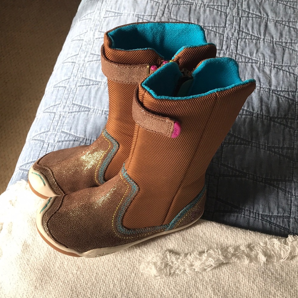 PLAE toddler boot. BRAND NEW.